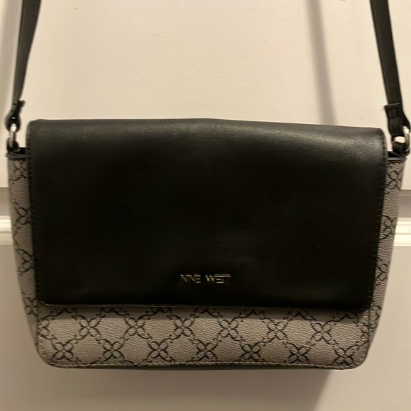 Nine West black n silver woman Purse - Picture 1 of 4